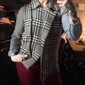 Chaps houndstooth zip front vest
